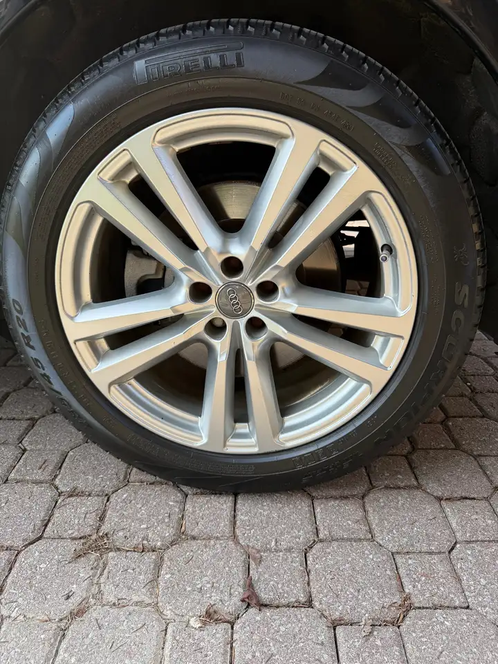Audi Q7 photo Audi Q7