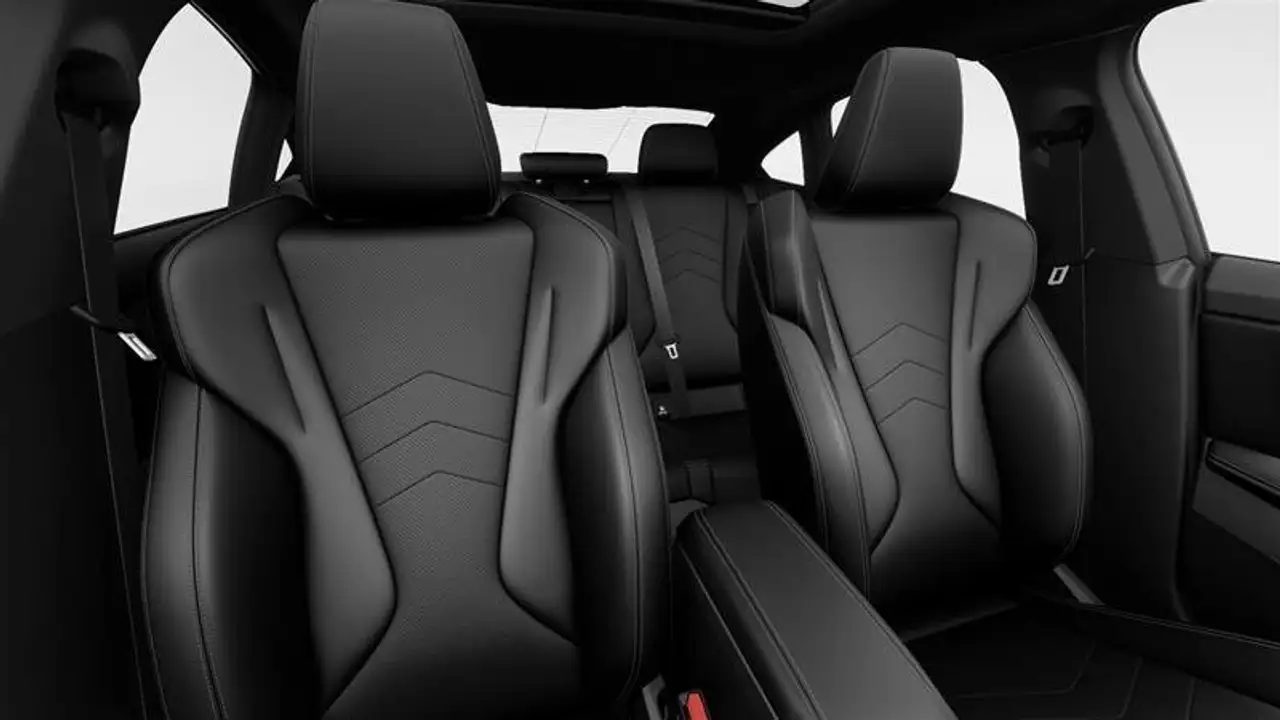 BMW 2 Series photo BMW 2 Series