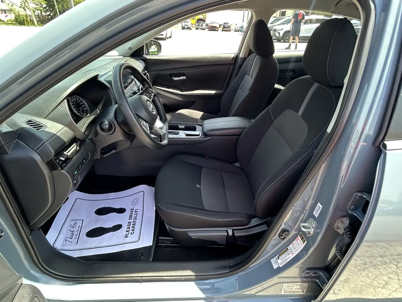 Nissan Sentra photo Nissan Sentra
