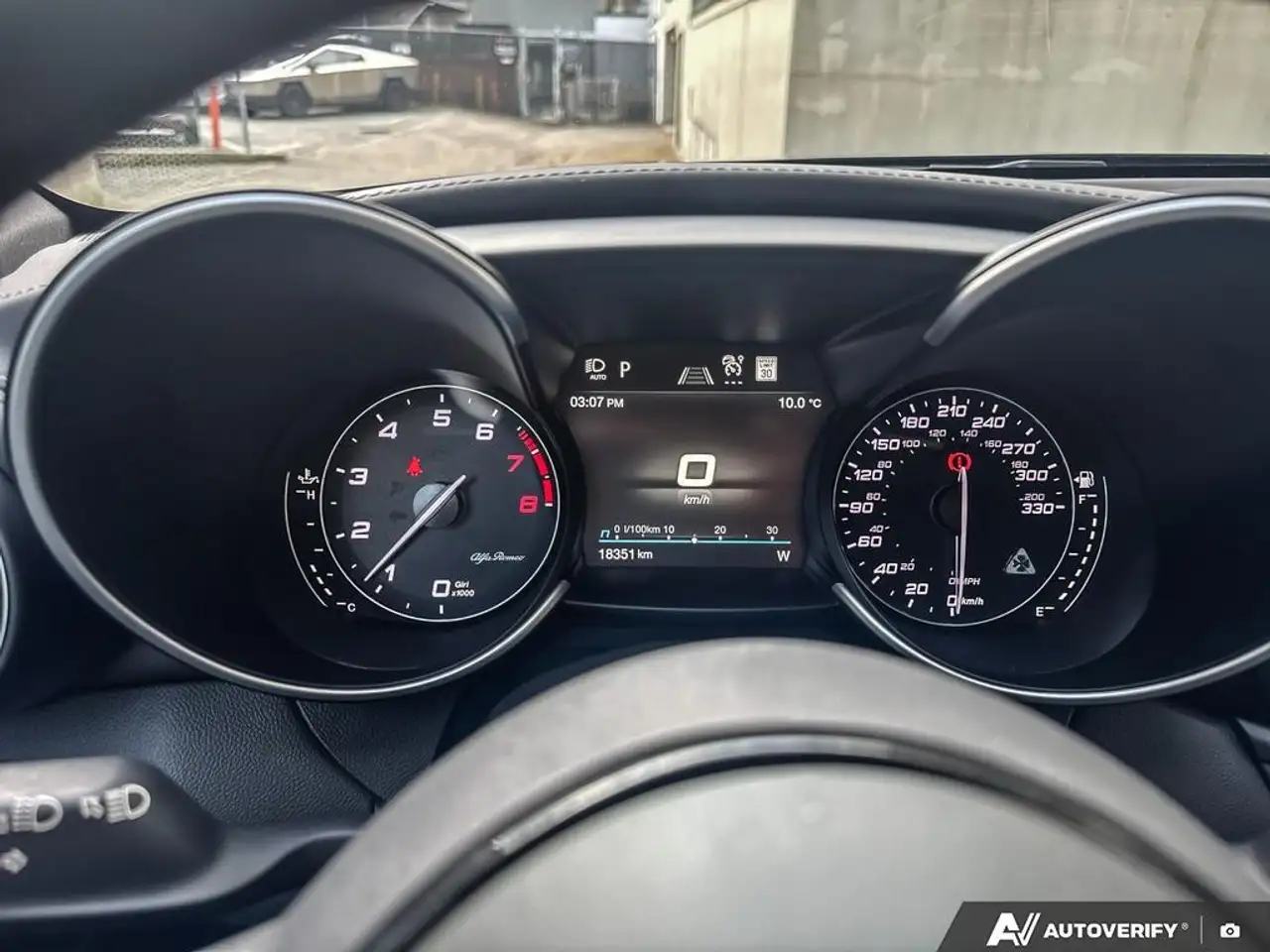 Alfa Romeo Giulia снимка Alfa Romeo Giulia
