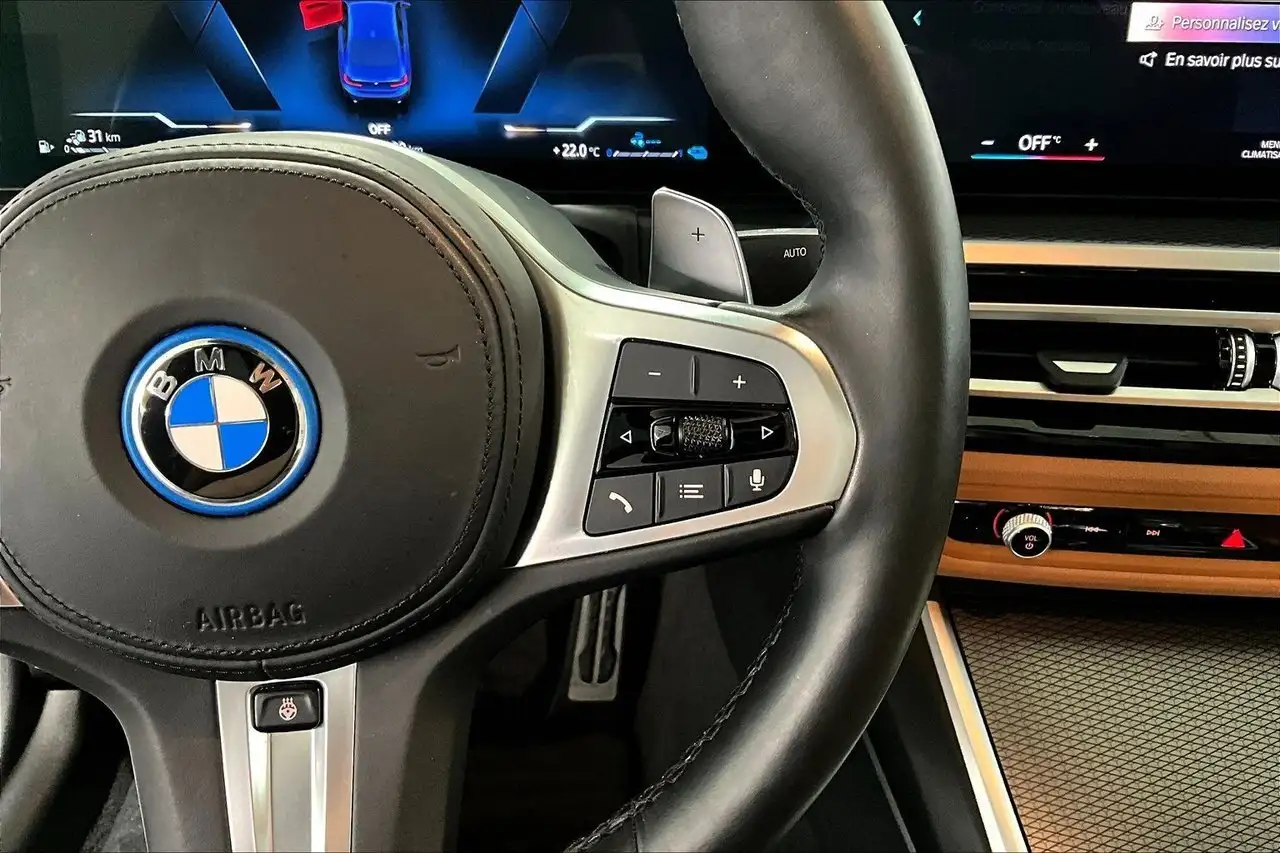 BMW 3 Series photo BMW 3 Series