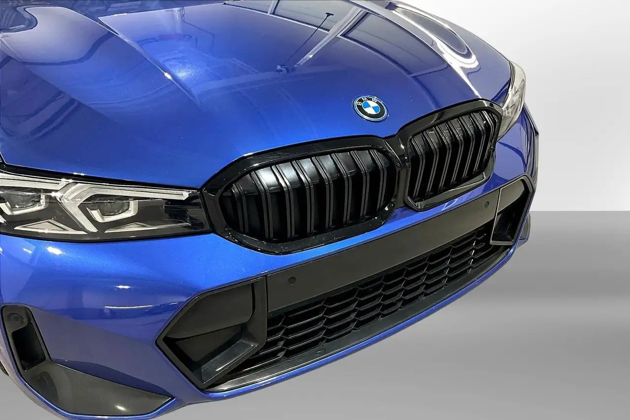 BMW 3 Series photo BMW 3 Series