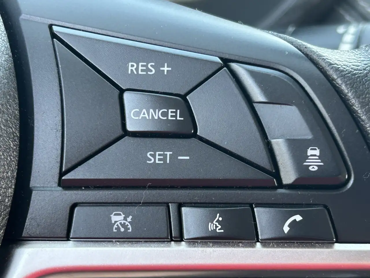 Nissan Sentra photo Nissan Sentra
