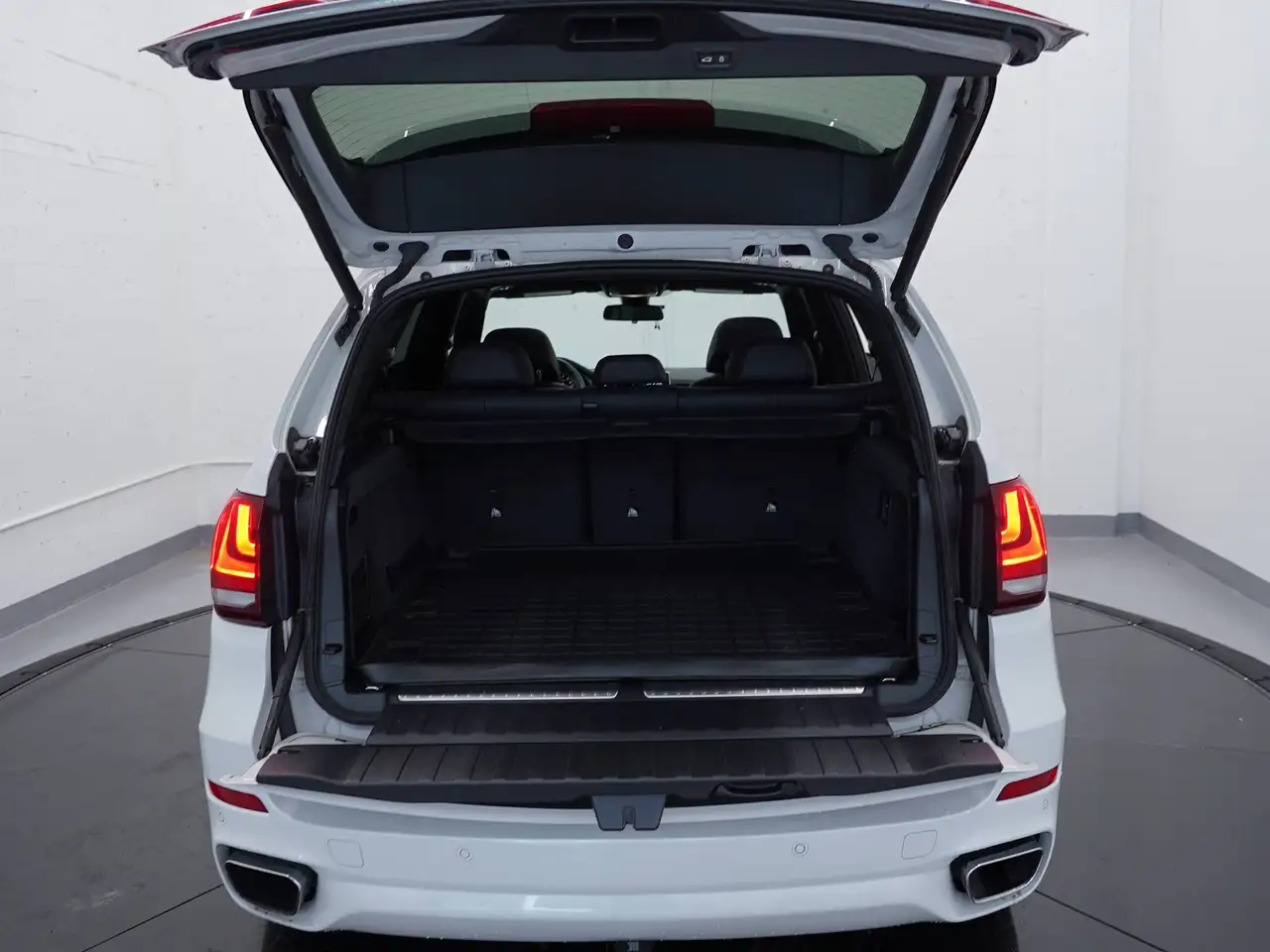 BMW X5 photo BMW X5