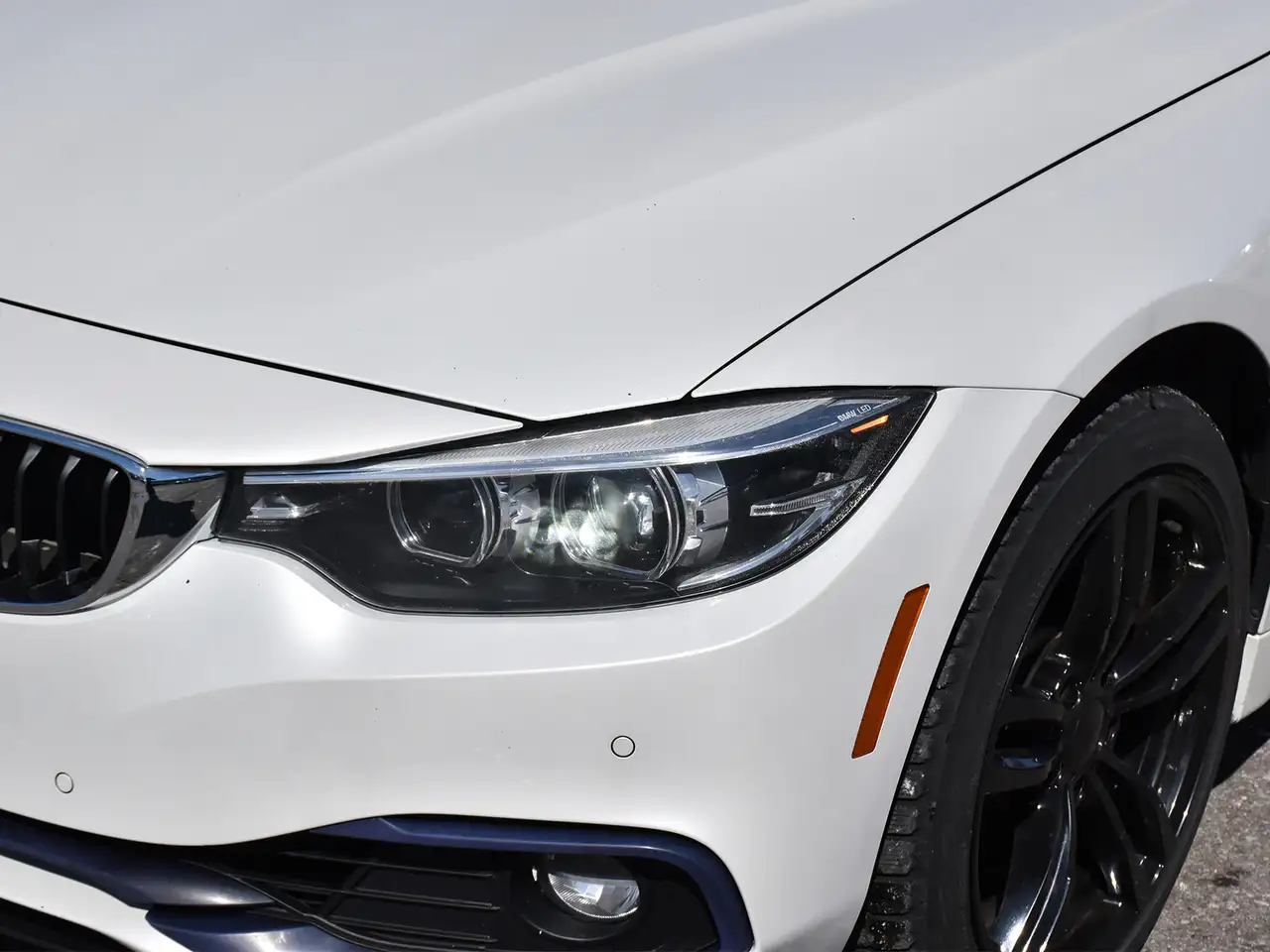 BMW 4 Series photo BMW 4 Series