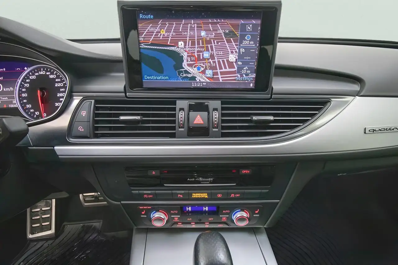 Audi A6 снимка Audi A6