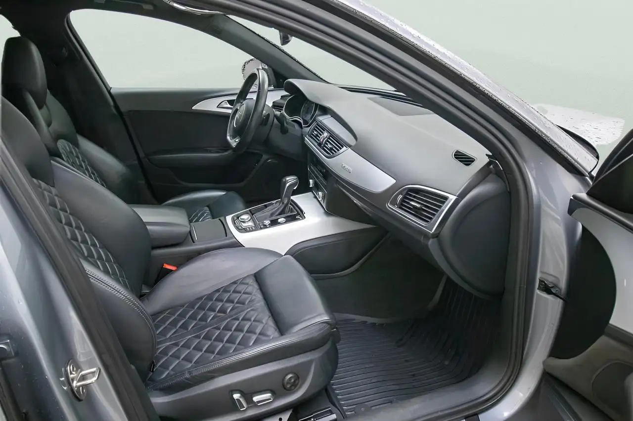 Audi A6 снимка Audi A6