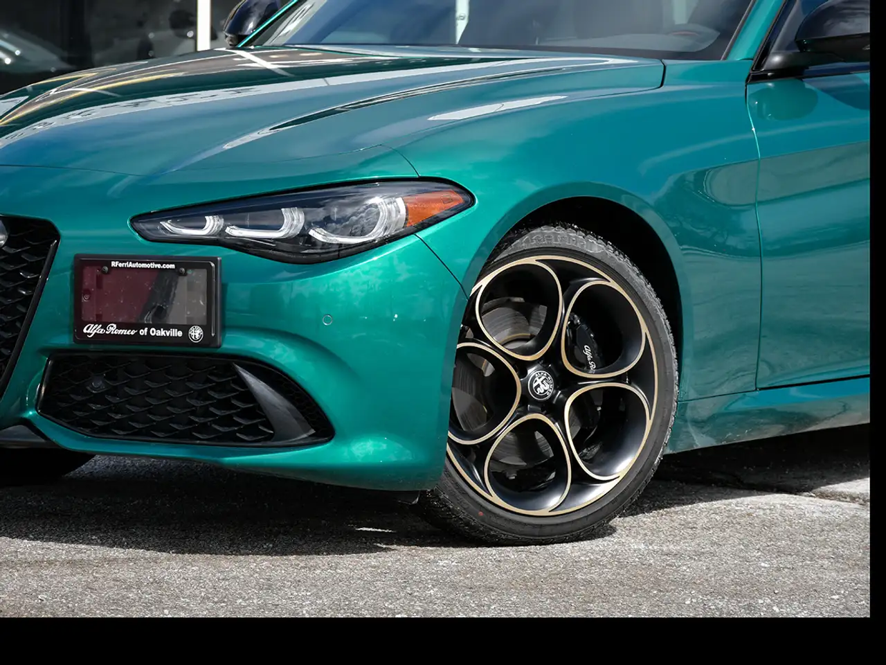 Alfa Romeo Giulia снимка Alfa Romeo Giulia