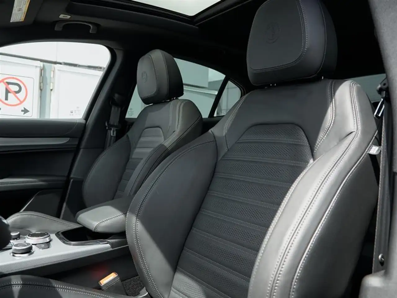 Alfa Romeo Stelvio fotografie Alfa Romeo Stelvio