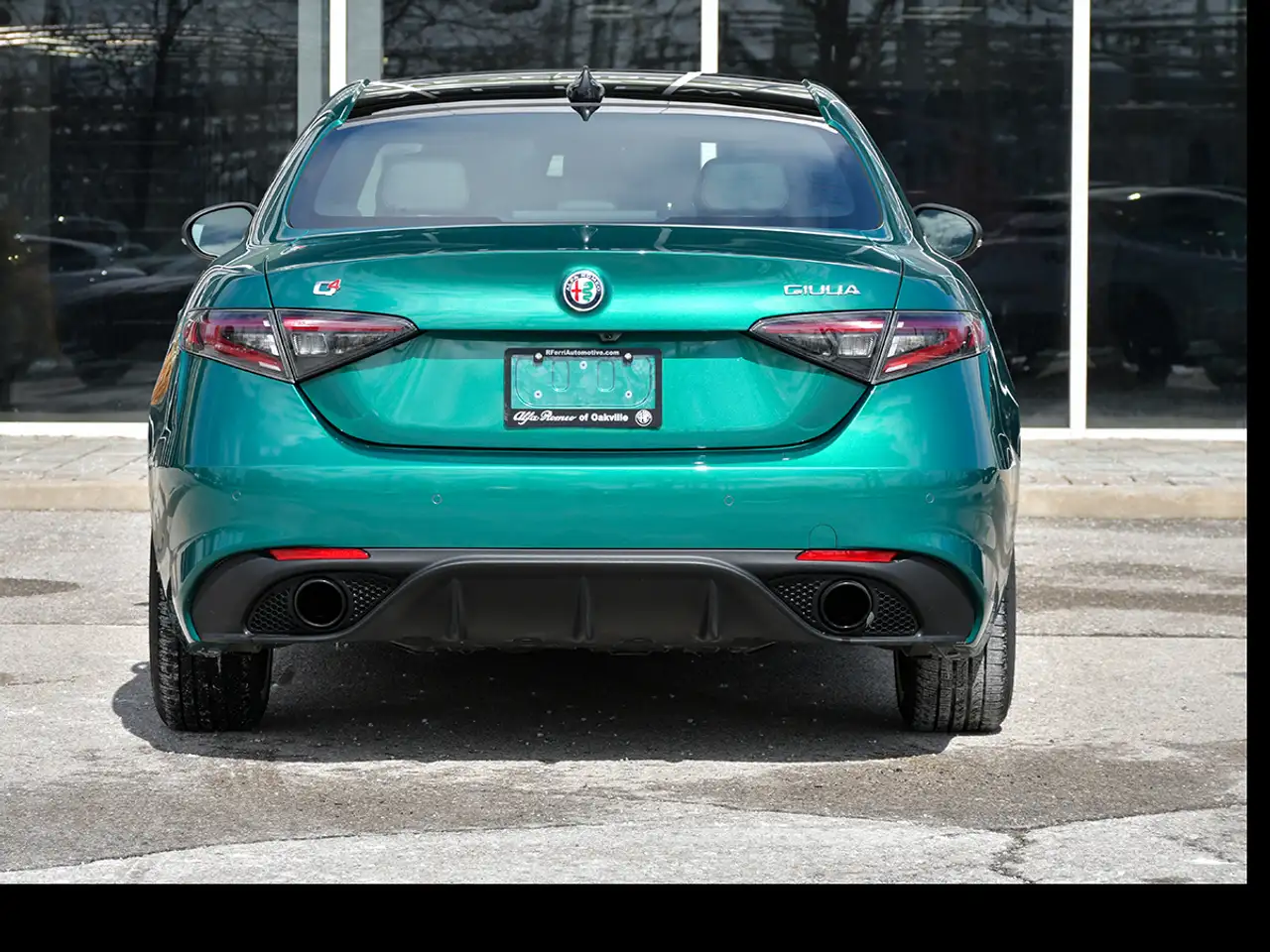 Alfa Romeo Giulia снимка Alfa Romeo Giulia