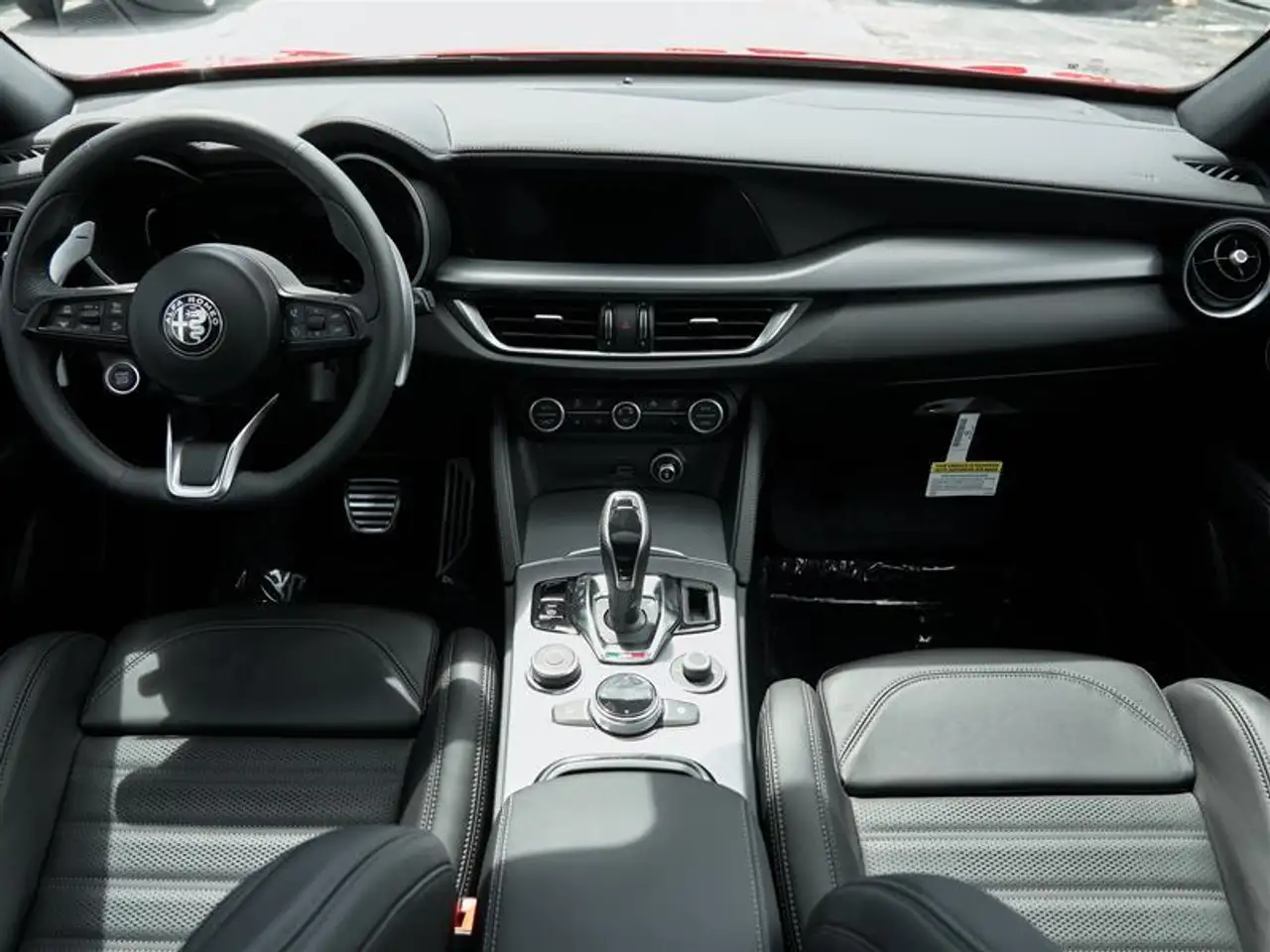 Alfa Romeo Stelvio fotografie Alfa Romeo Stelvio