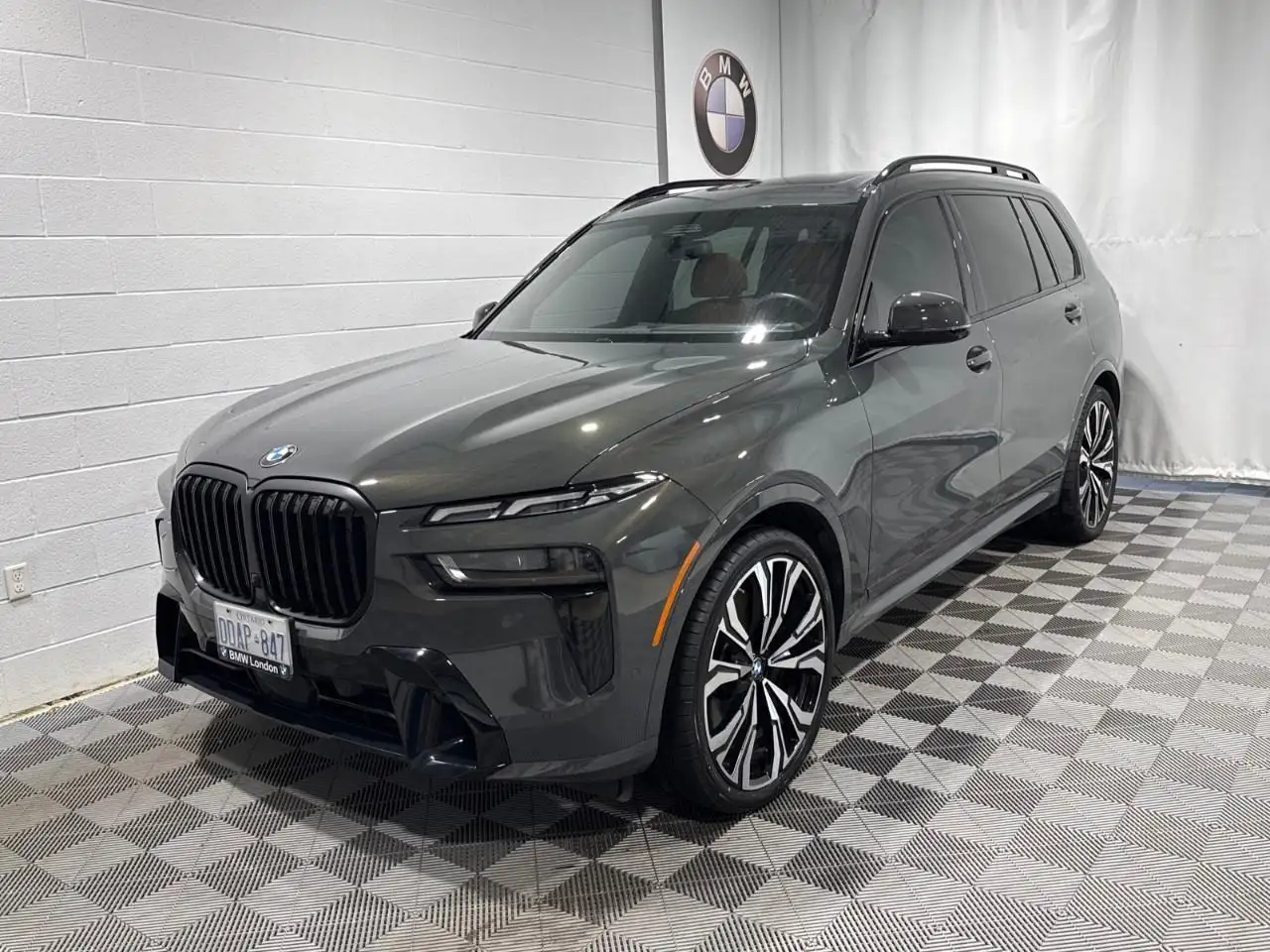 2026 BMW X7