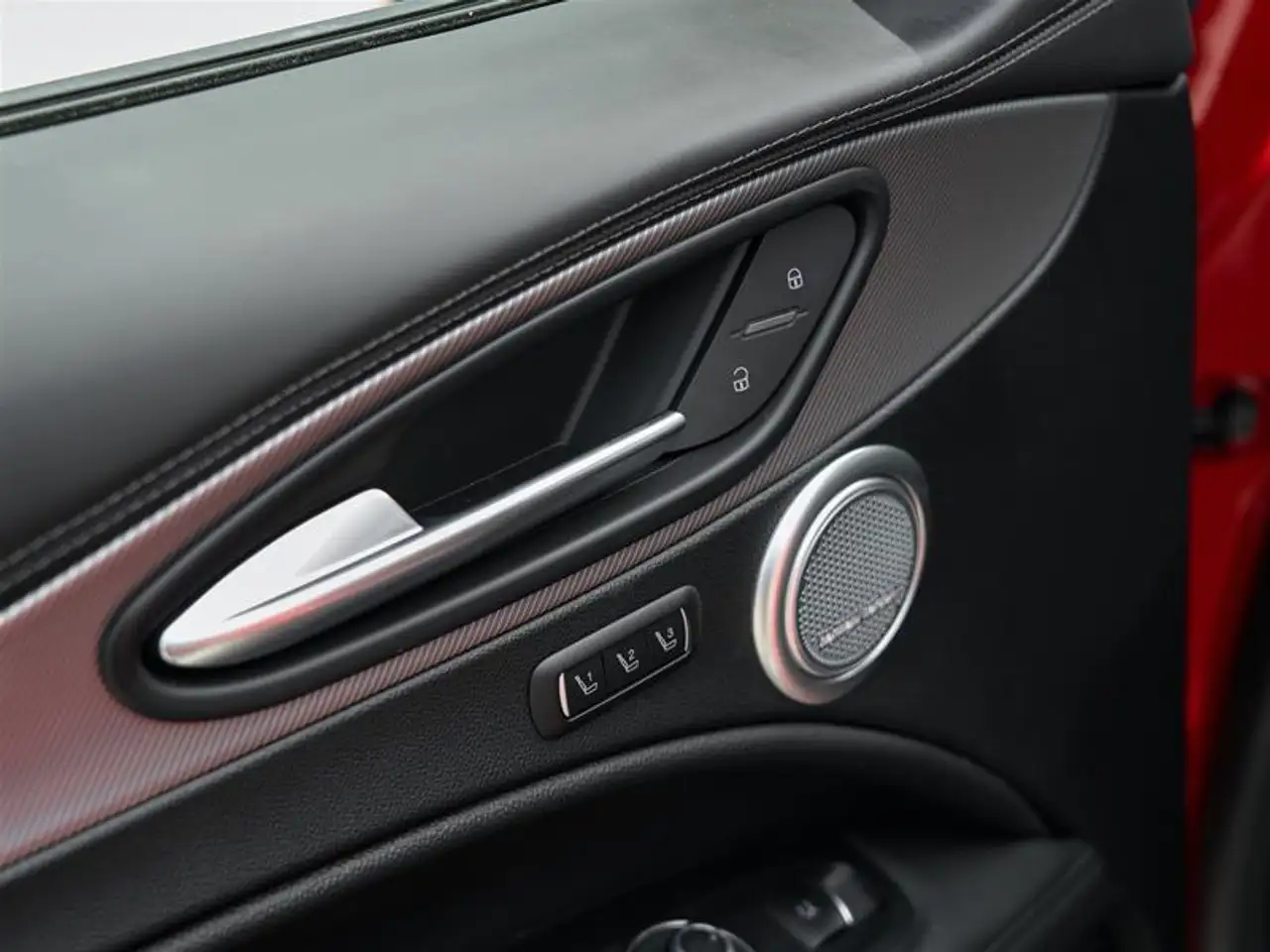 Alfa Romeo Stelvio fotografie Alfa Romeo Stelvio