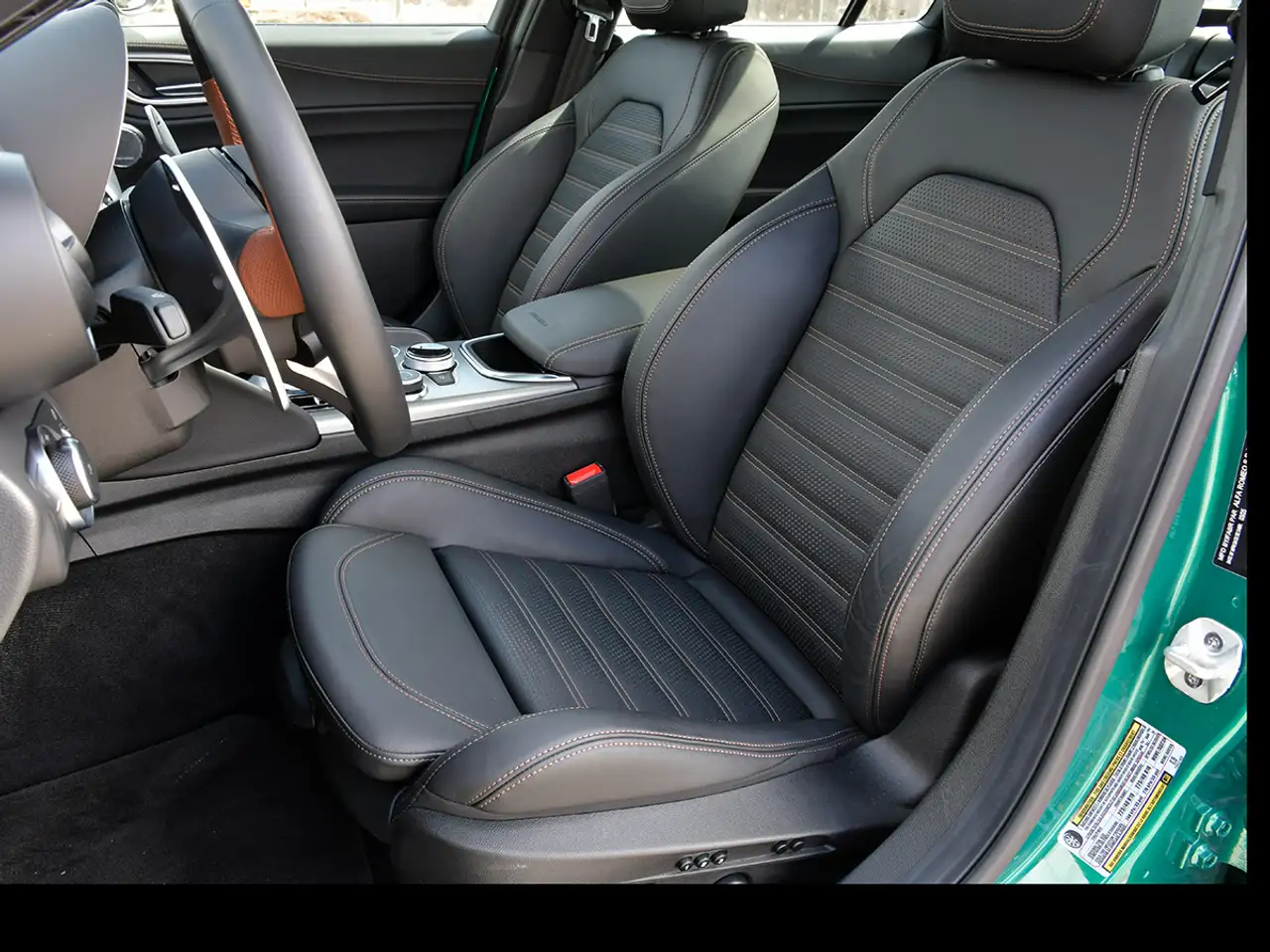 Alfa Romeo Giulia снимка Alfa Romeo Giulia