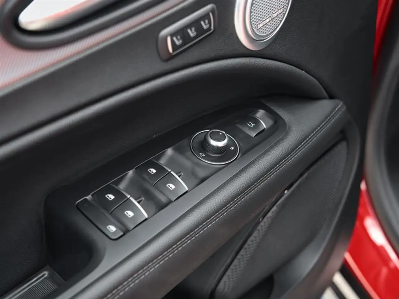 Alfa Romeo Stelvio fotografie Alfa Romeo Stelvio
