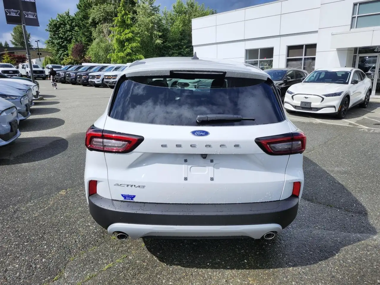 Ford Escape снимка Ford Escape
