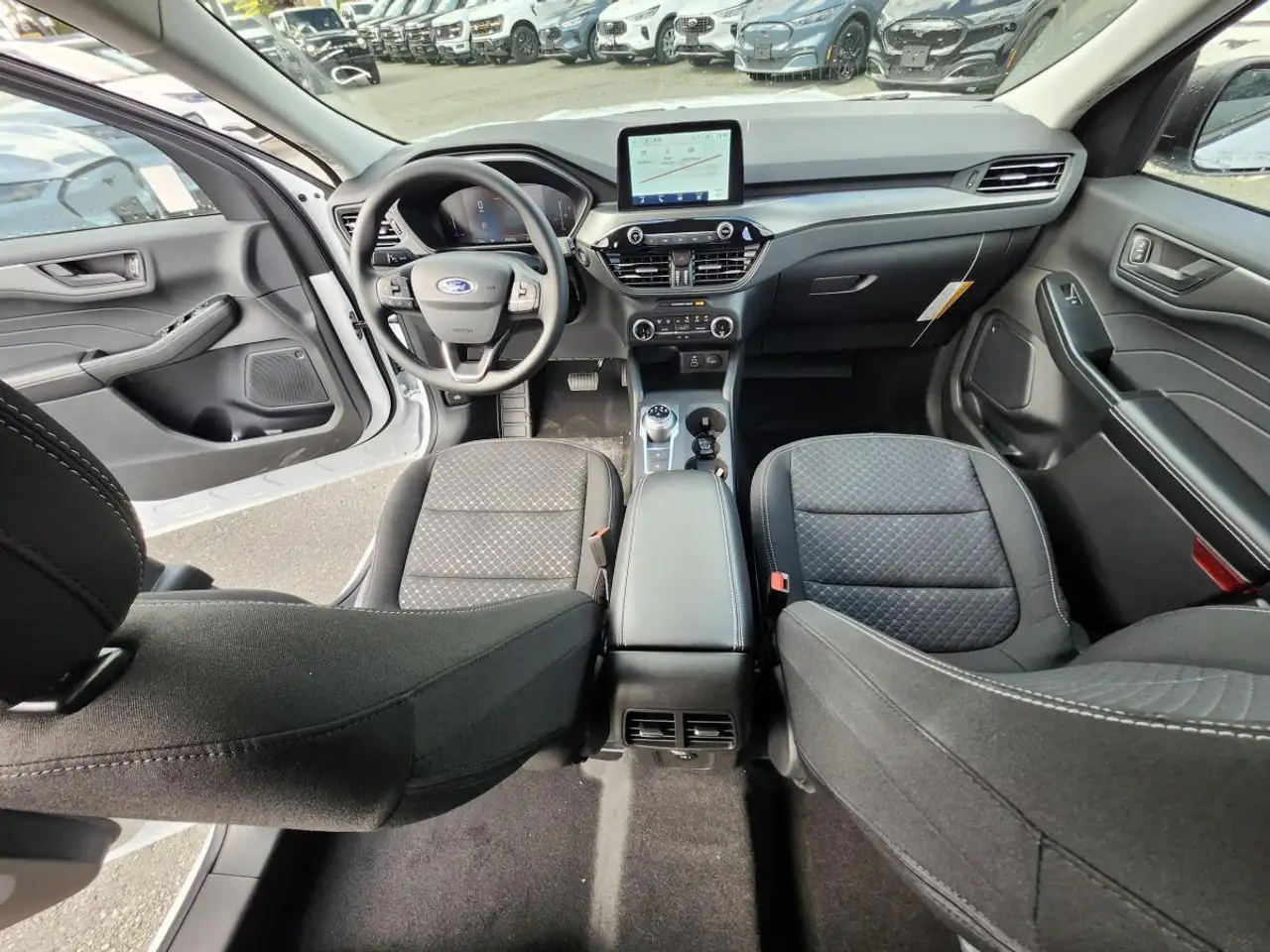Ford Escape снимка Ford Escape