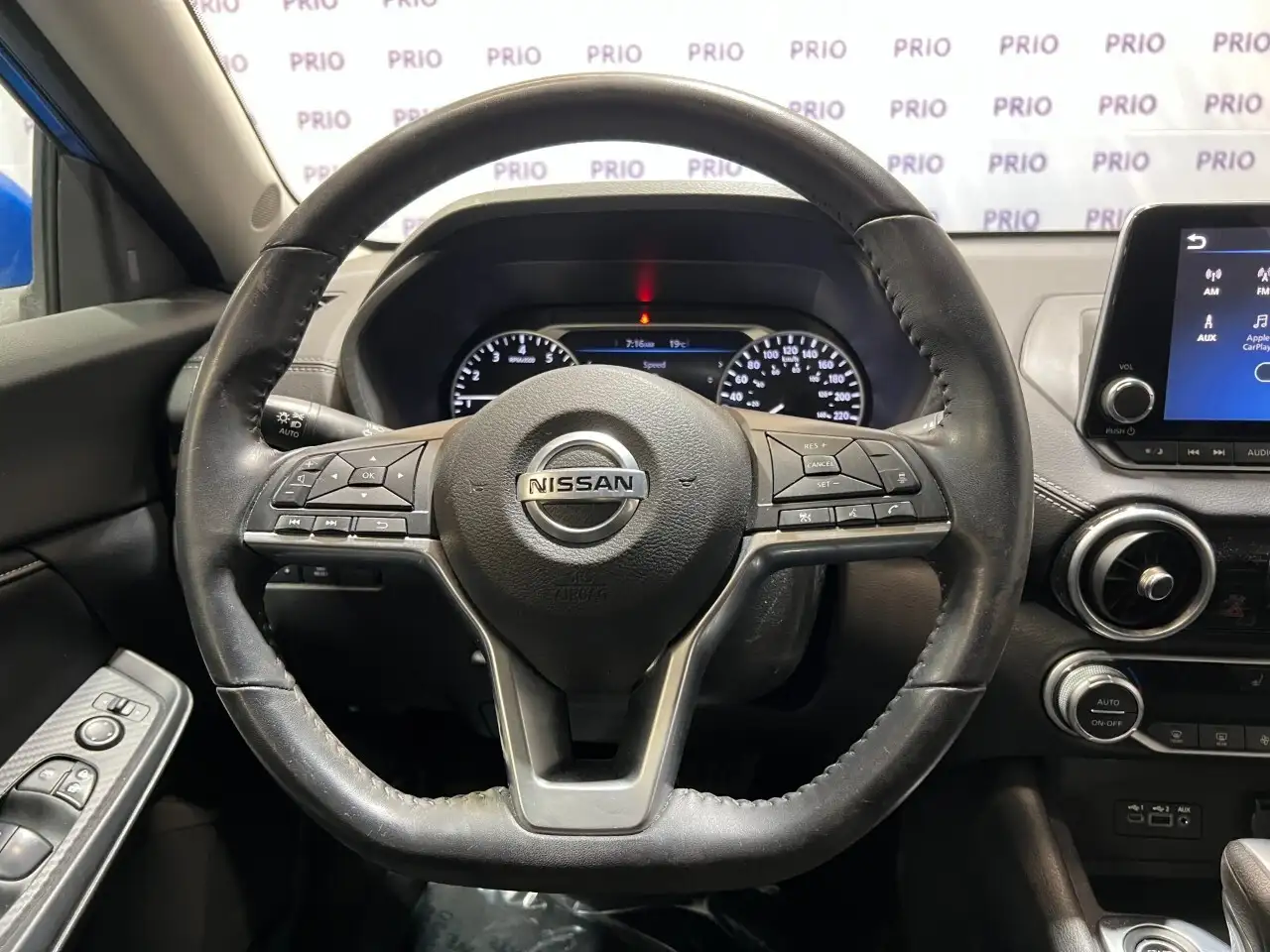 Nissan Sentra снимка Nissan Sentra