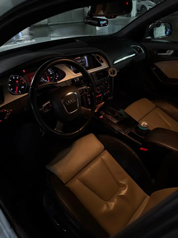 Audi A4 снимка Audi A4