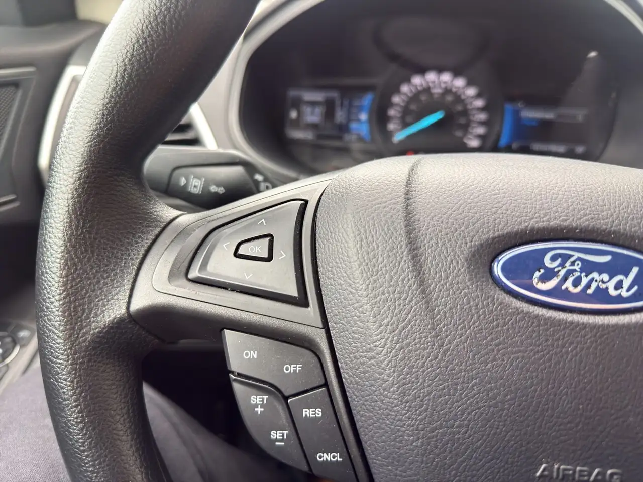 Ford Edge снимка Ford Edge