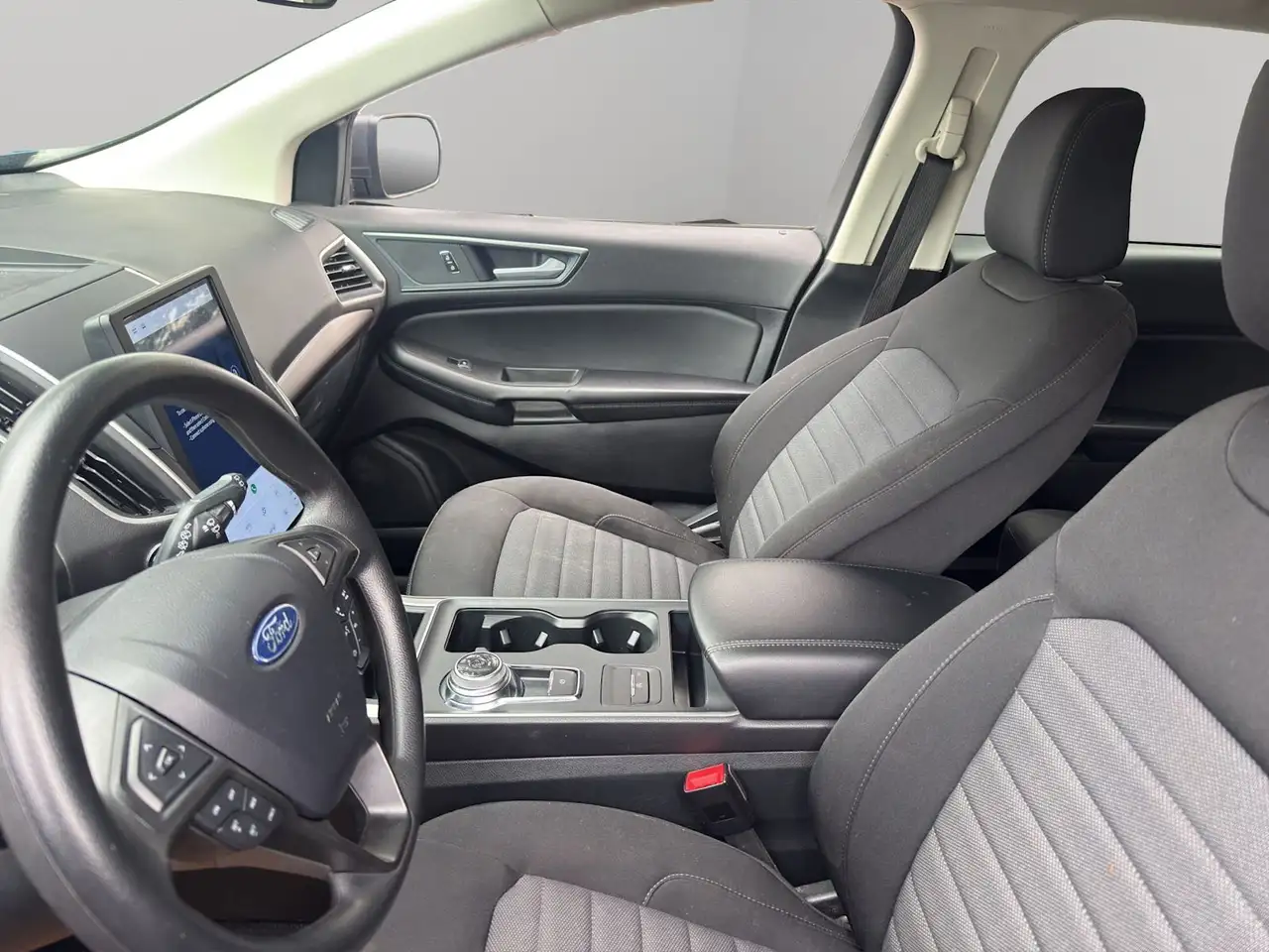 Ford Edge снимка Ford Edge