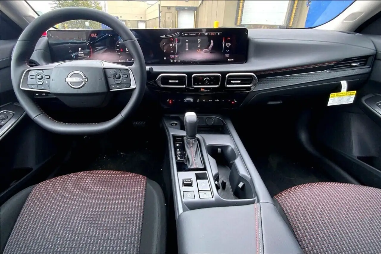 Nissan Sentra снимка Nissan Sentra