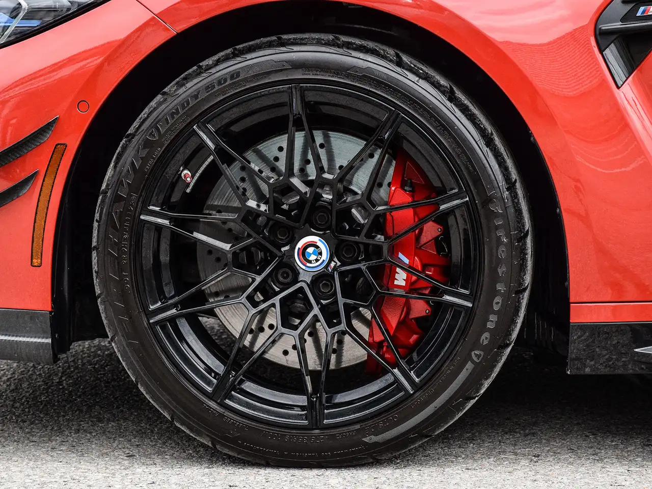 BMW M4 photo BMW M4