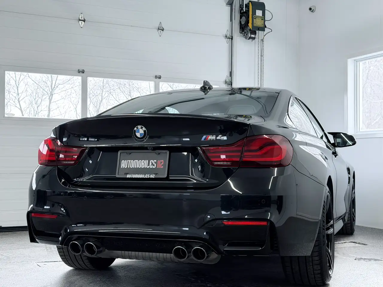 BMW M4 photo BMW M4