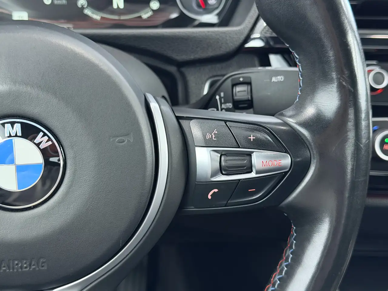 BMW M4 photo BMW M4