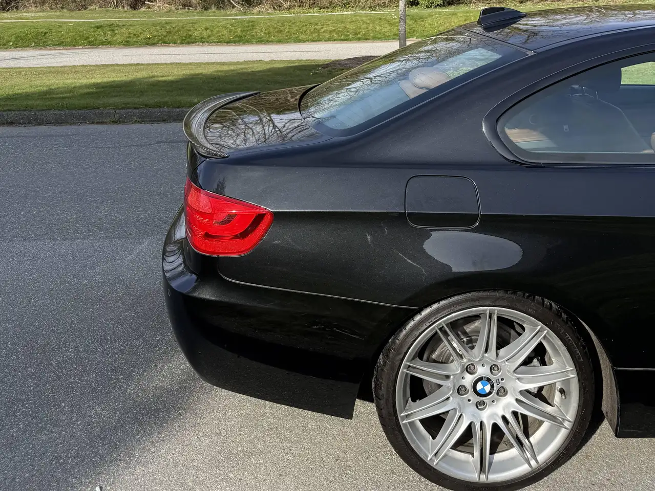 BMW 3 Series photo BMW 3 Series