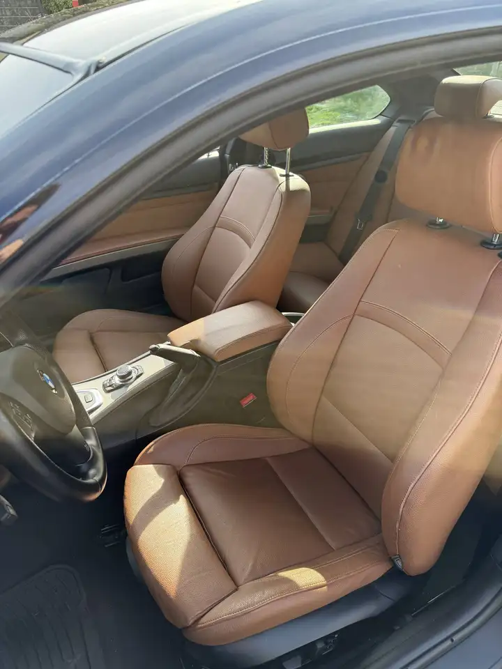 BMW 3 Series photo BMW 3 Series