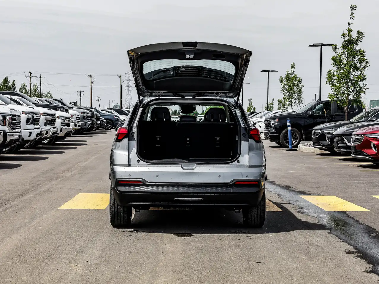 Chevrolet Bolt photo Chevrolet Bolt
