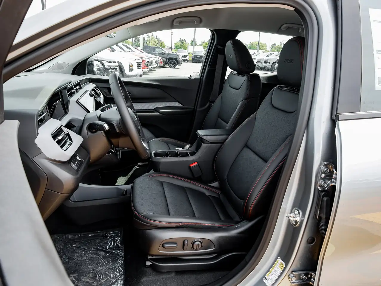Chevrolet Bolt photo Chevrolet Bolt