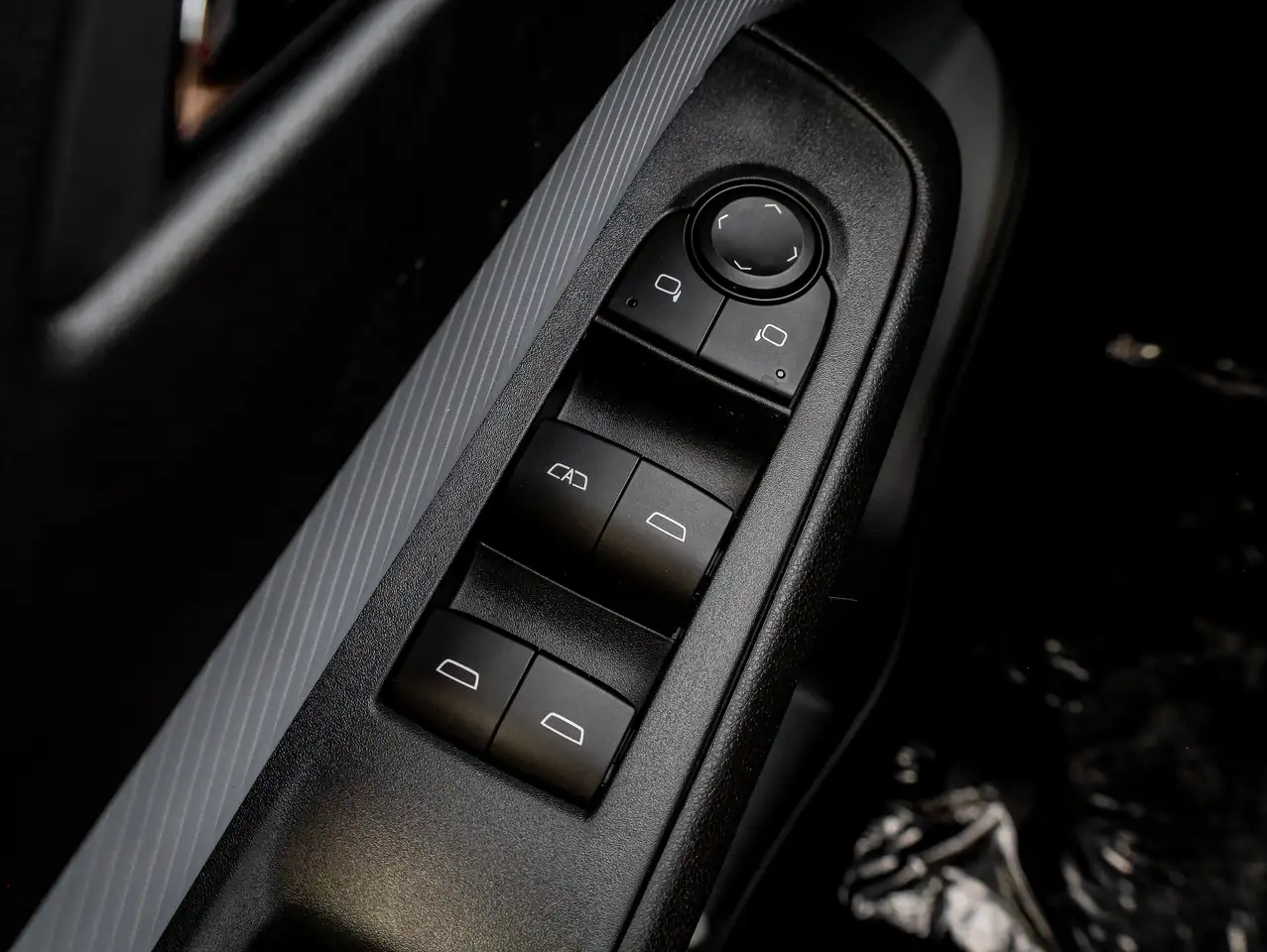 Chevrolet Bolt photo Chevrolet Bolt