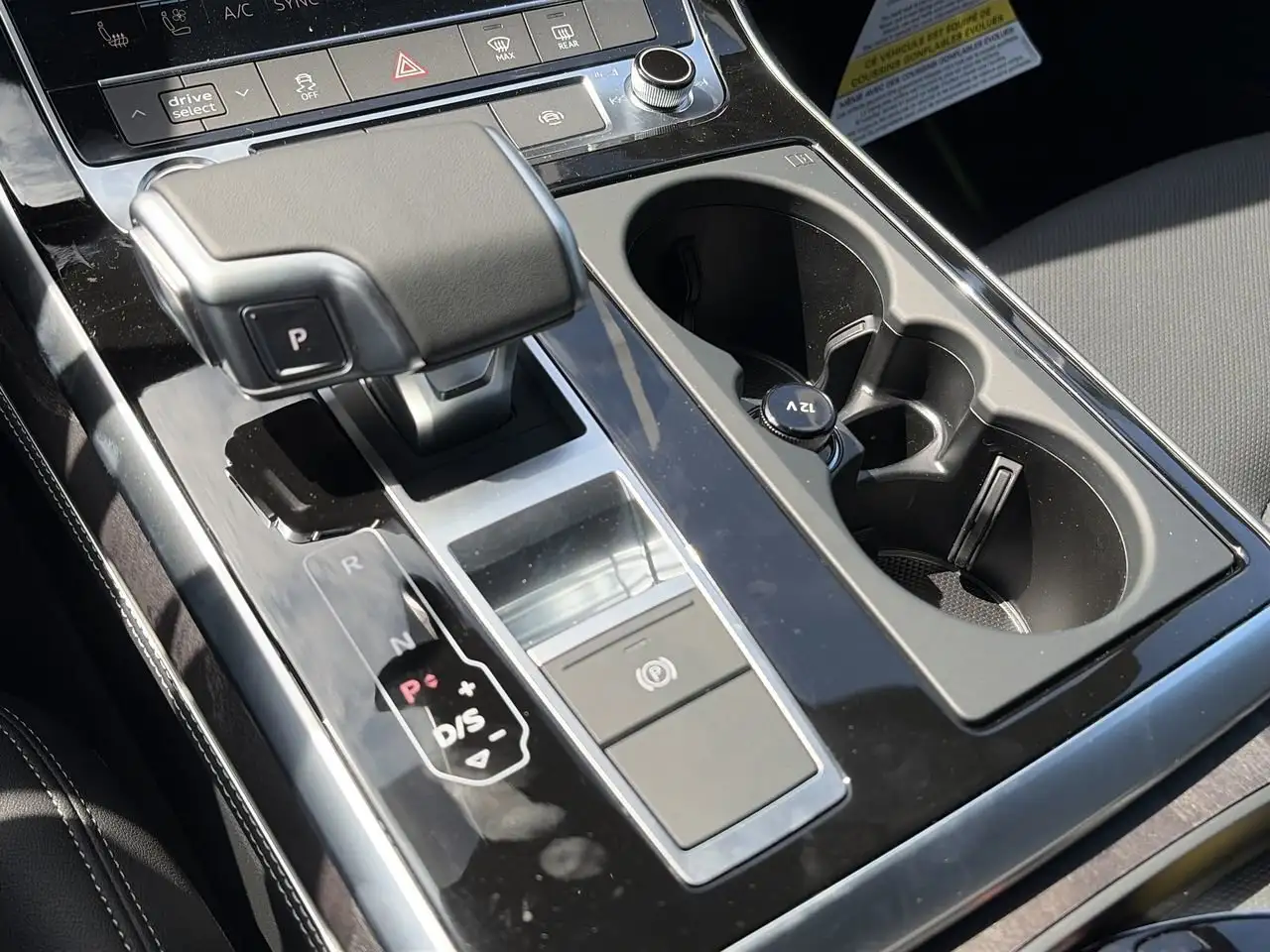 Audi Q7 снимка Audi Q7