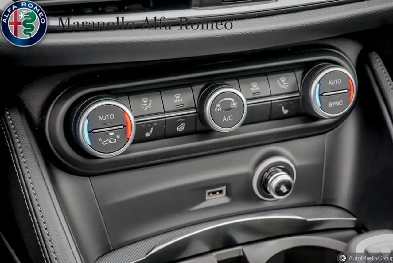 Alfa Romeo Stelvio fotografie Alfa Romeo Stelvio