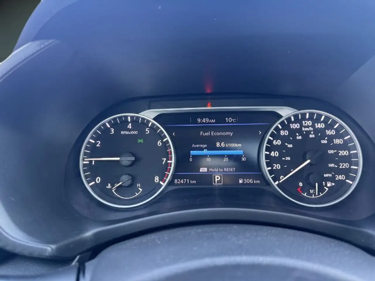 Nissan Sentra снимка Nissan Sentra