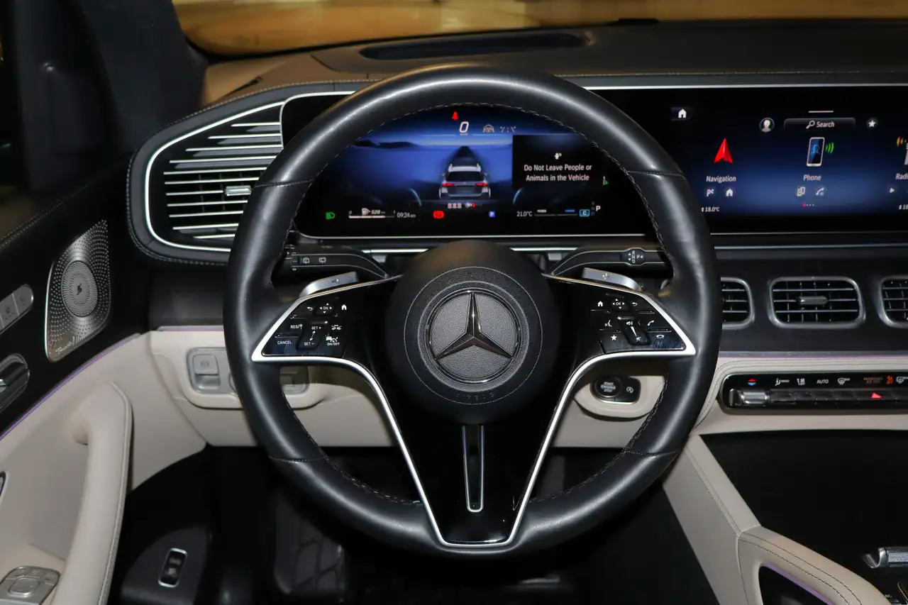 Mercedes-Benz GLE снимка Mercedes-Benz GLE