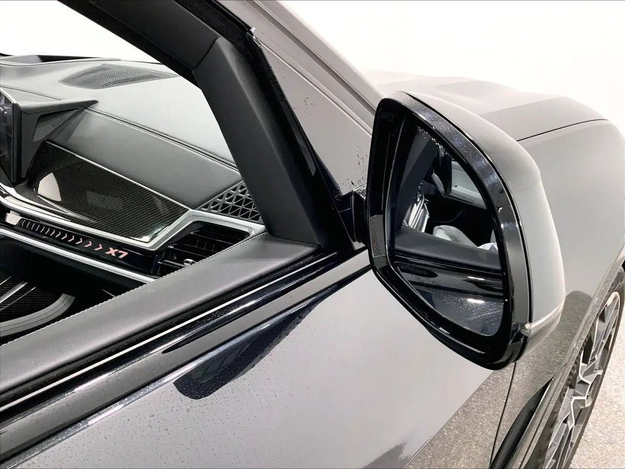 BMW X7 снимка BMW X7