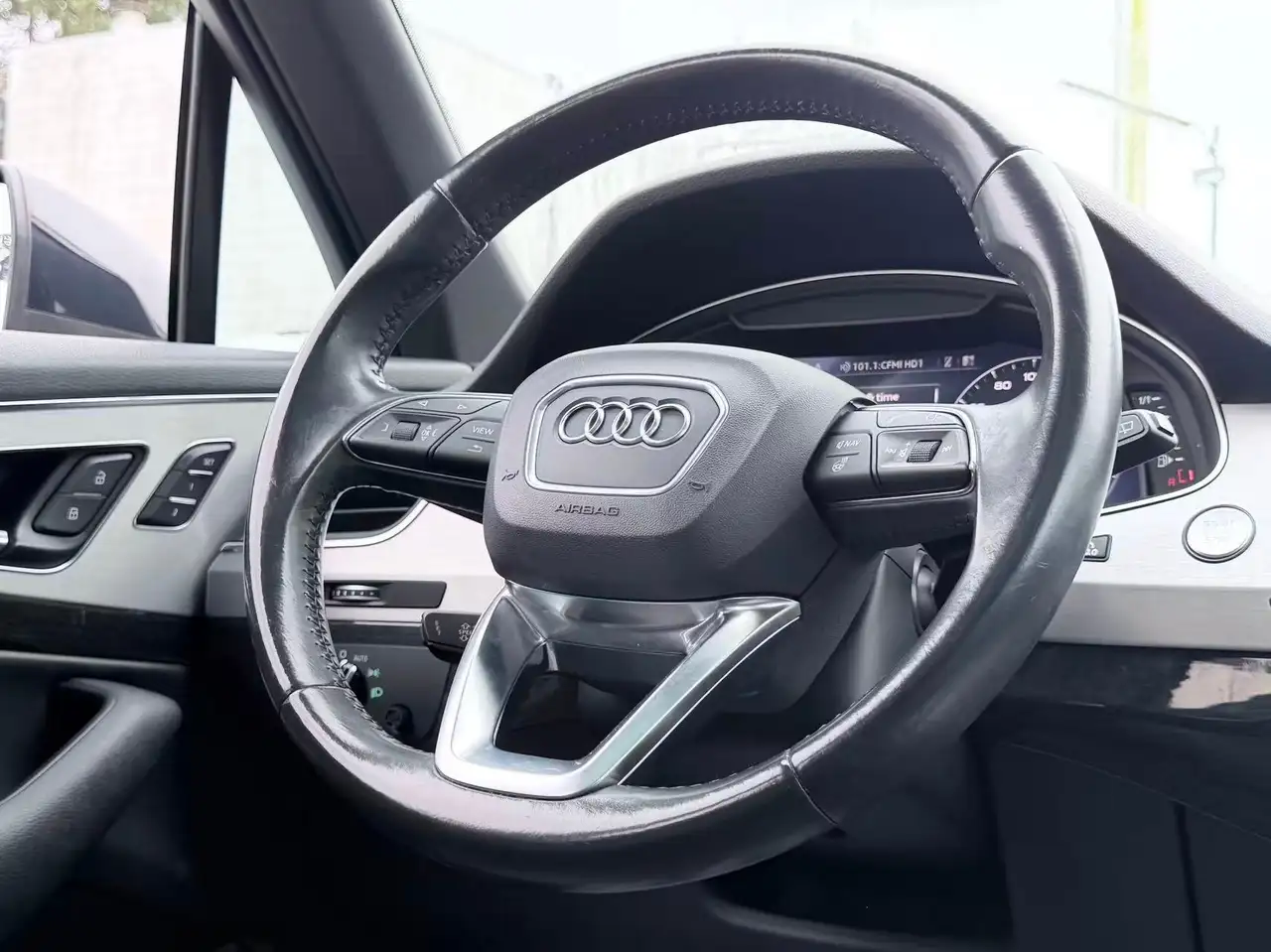 Audi Q7 fotografie Audi Q7