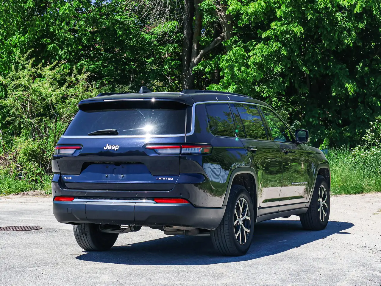 Jeep Grand Cherokee photo Jeep Grand Cherokee