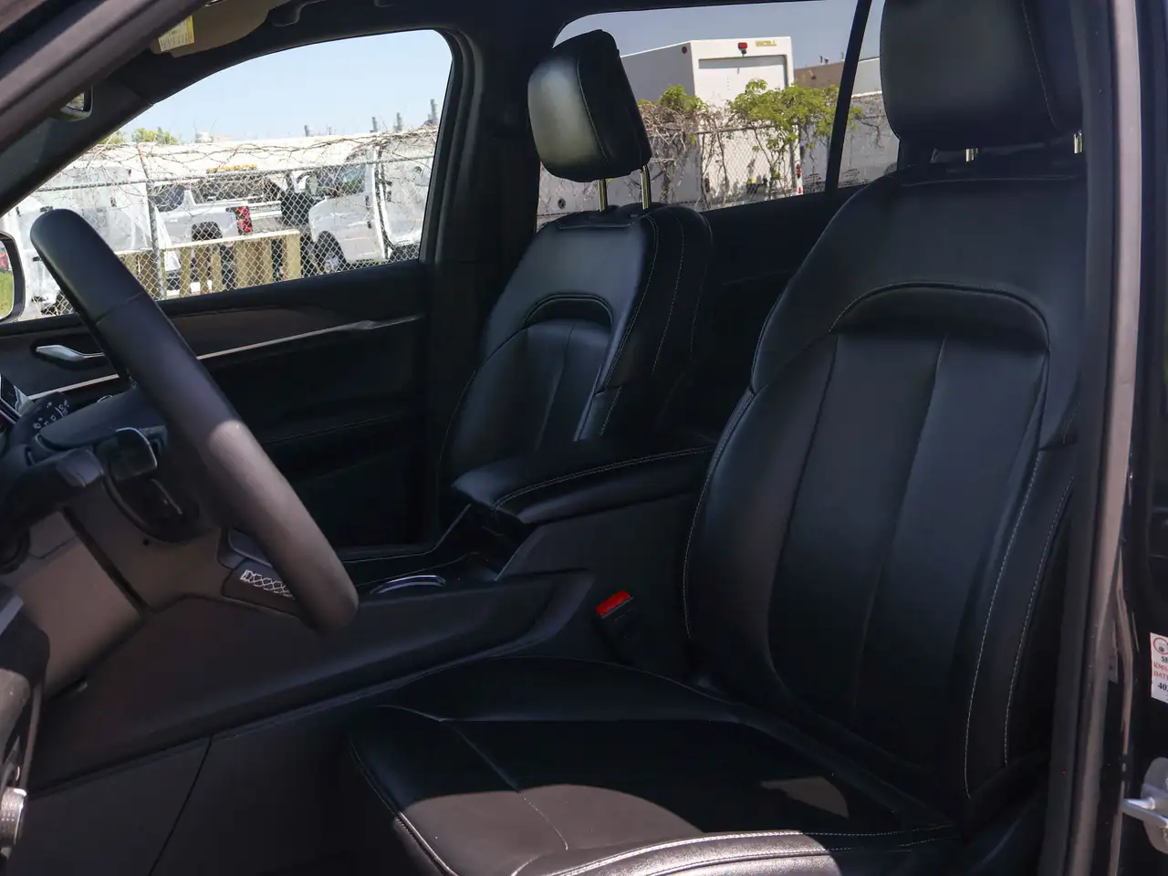 Jeep Grand Cherokee photo Jeep Grand Cherokee
