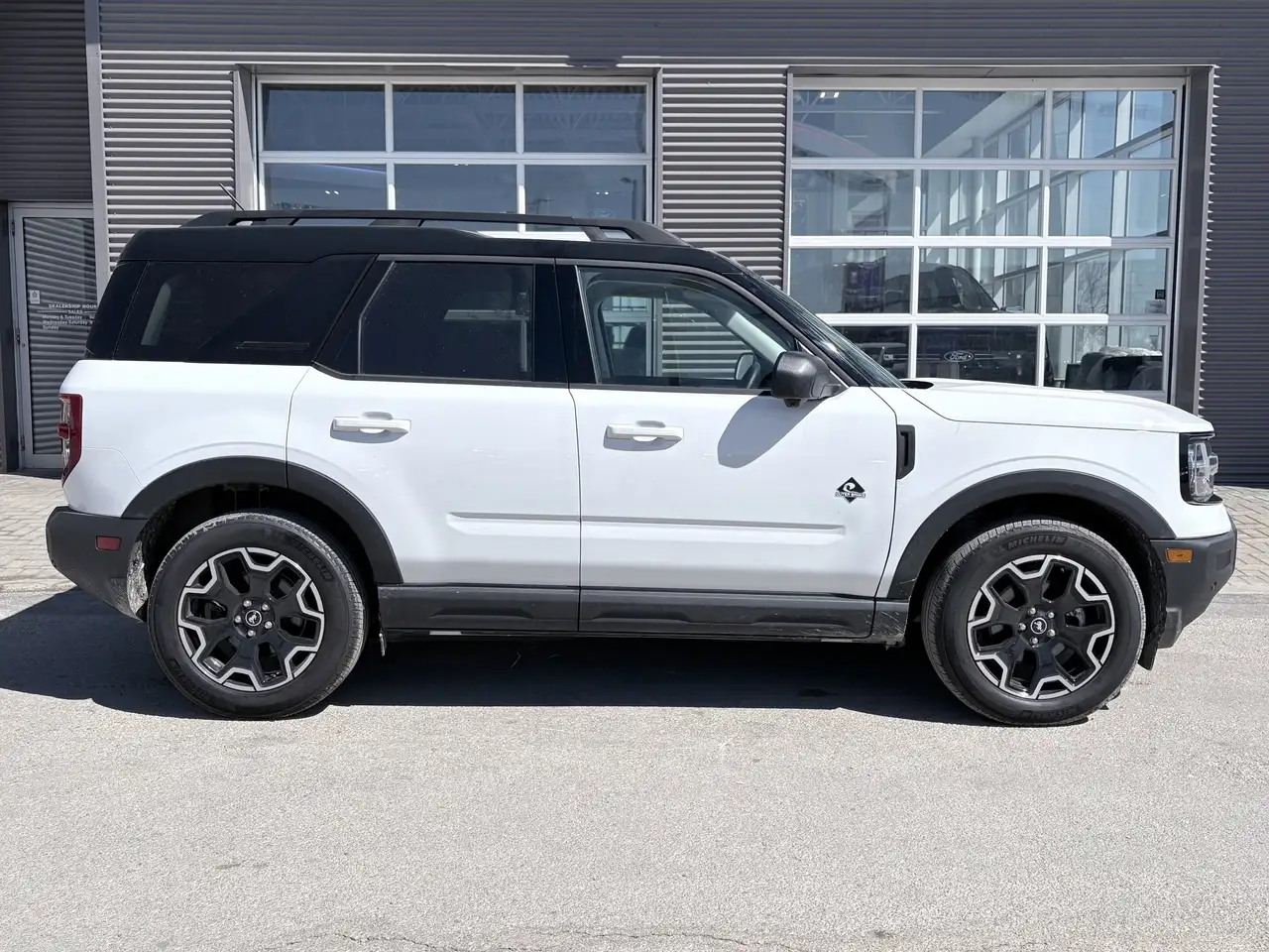 Ford Bronco Sport photo Ford Bronco Sport