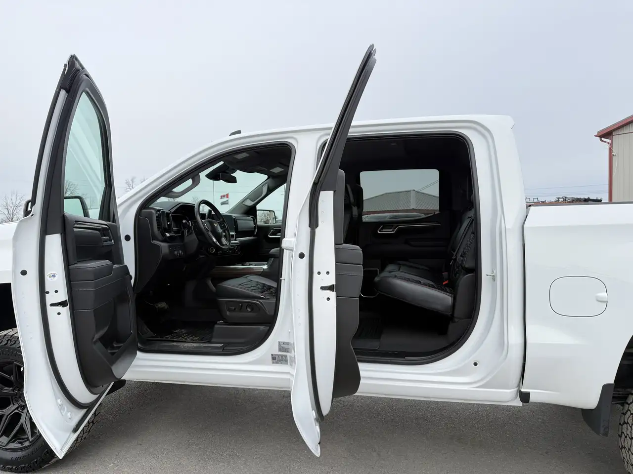 Chevrolet Silverado 1500 photo Chevrolet Silverado 1500