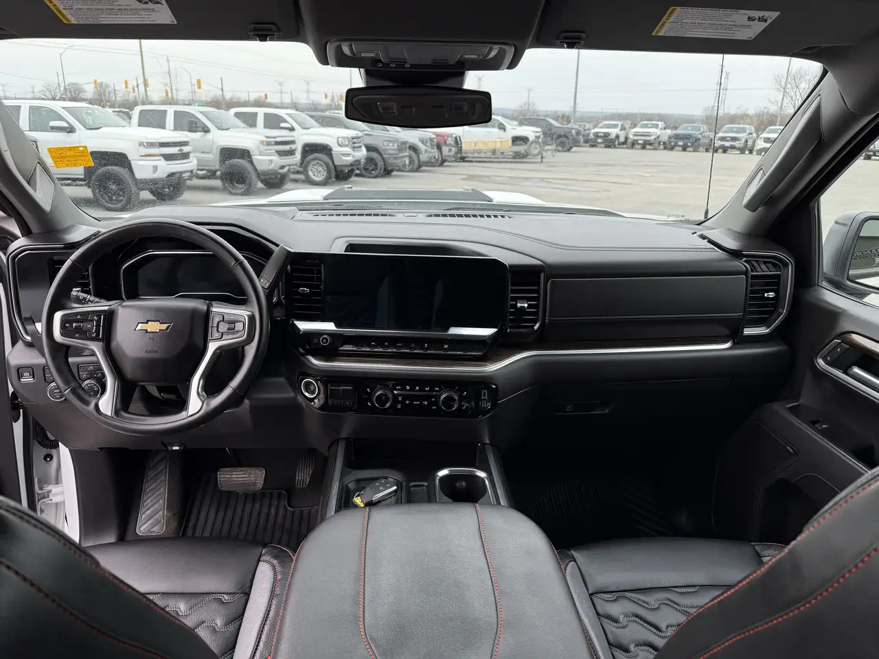 Chevrolet Silverado 1500 photo Chevrolet Silverado 1500