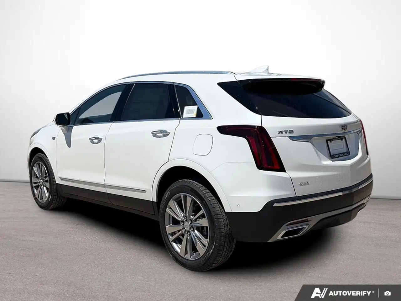 Cadillac XT5 photo Cadillac XT5