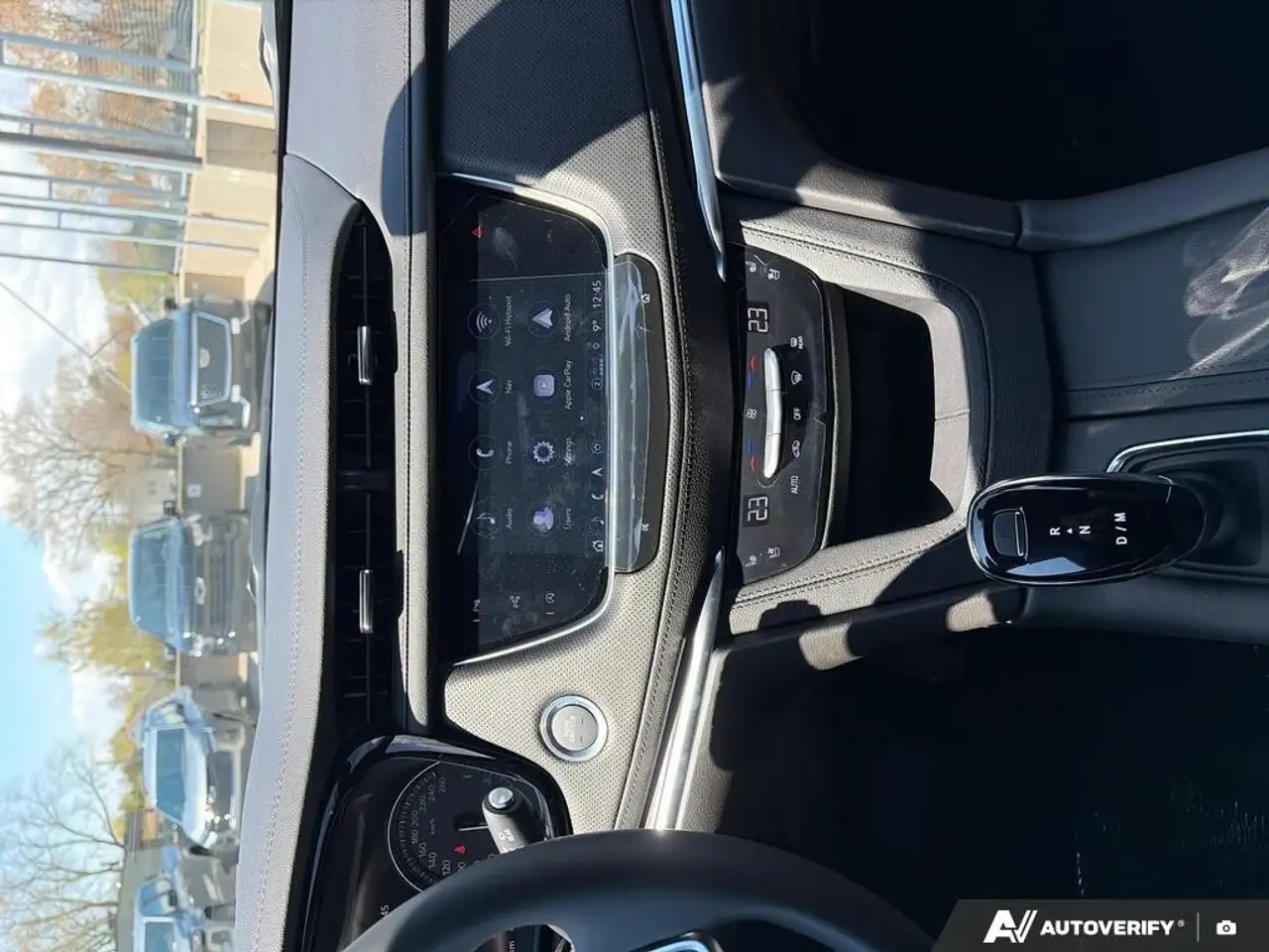 Cadillac XT5 photo Cadillac XT5