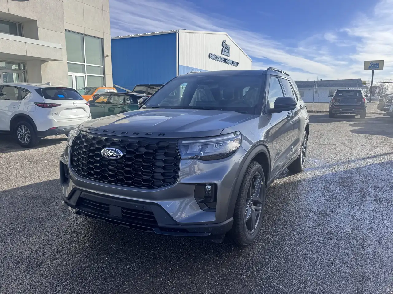 Ford Explorer photo Ford Explorer