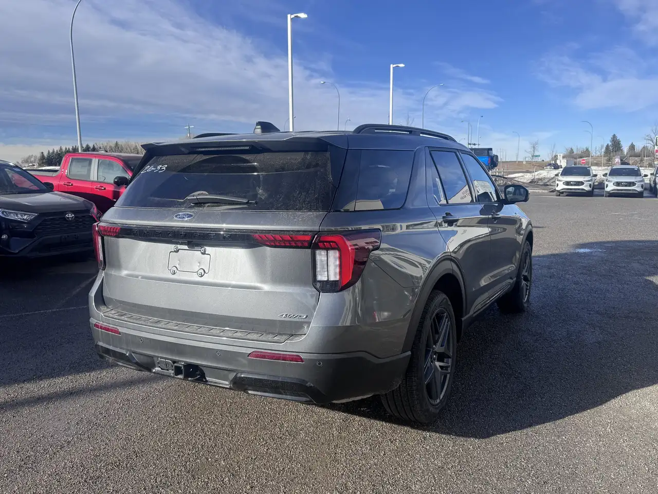 Ford Explorer photo Ford Explorer