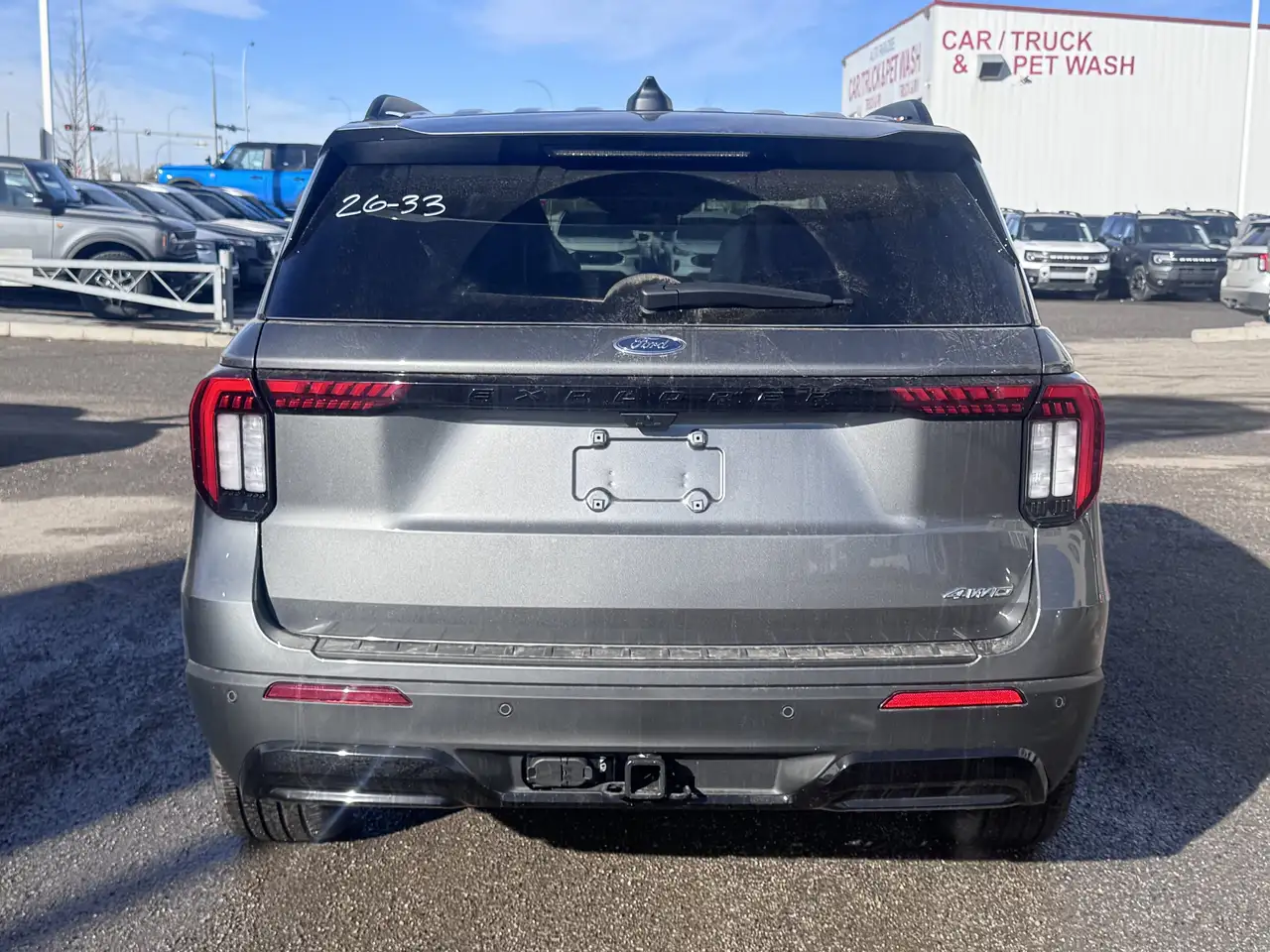 Ford Explorer photo Ford Explorer